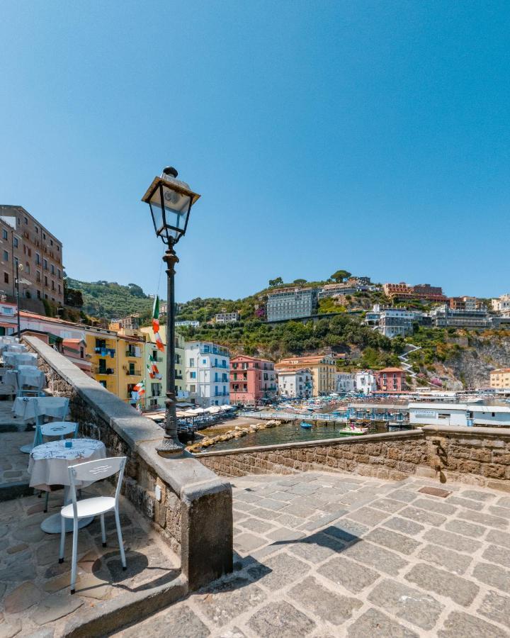 Amoredimare Sorrento Bagian luar foto